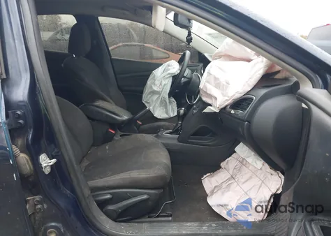 2015 Dodge Dart Sxt из США, поврежденный, VIN 1C3CDFBB4FD415394